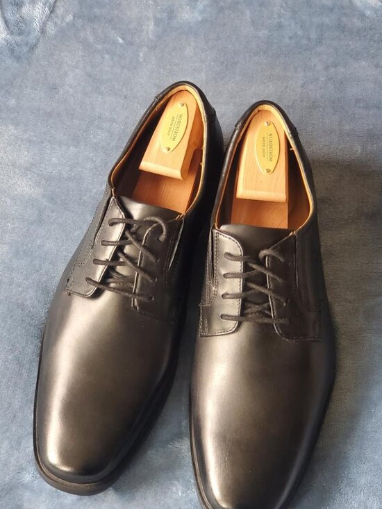 Men black dress leather shoes -Size 10 Wide main image 6